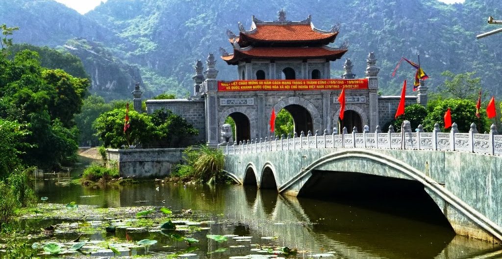 Thợ chụp ảnh đẹp tại Hoa Lư giá rẻ